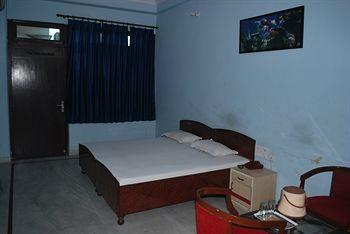 Hotel Mansarovar Palace